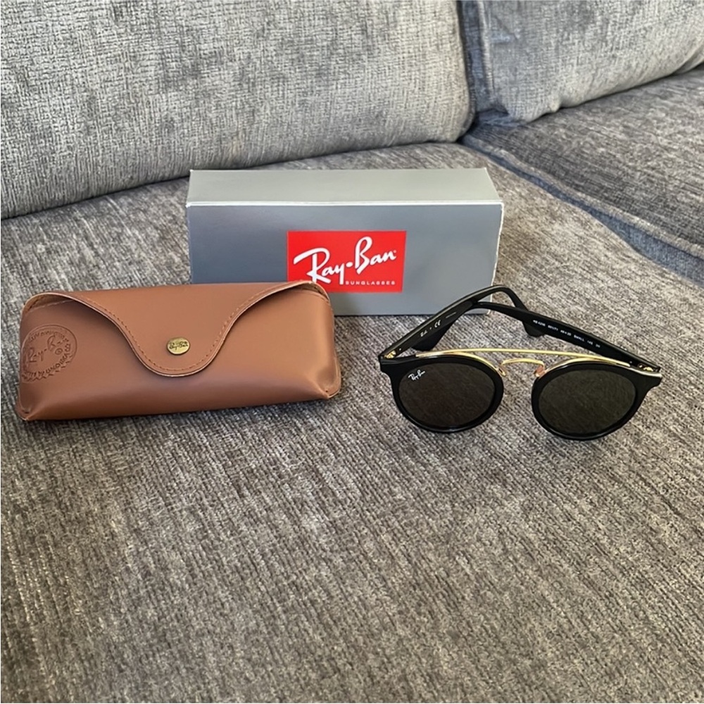 Ray-Ban Classic Black and Gold Sunglasses